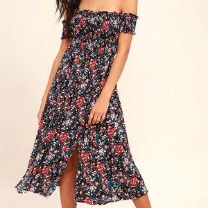 Lulus View from the Meadow Dress size M